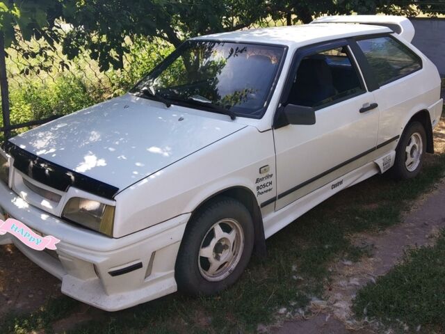 Белый ВАЗ 2108, объемом двигателя 1.5 л и пробегом 91 тыс. км за 1950 $, фото 1 на Automoto.ua