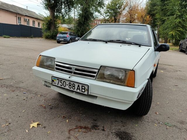 Білий ВАЗ 2108, об'ємом двигуна 1.5 л та пробігом 180 тис. км за 1200 $, фото 1 на Automoto.ua