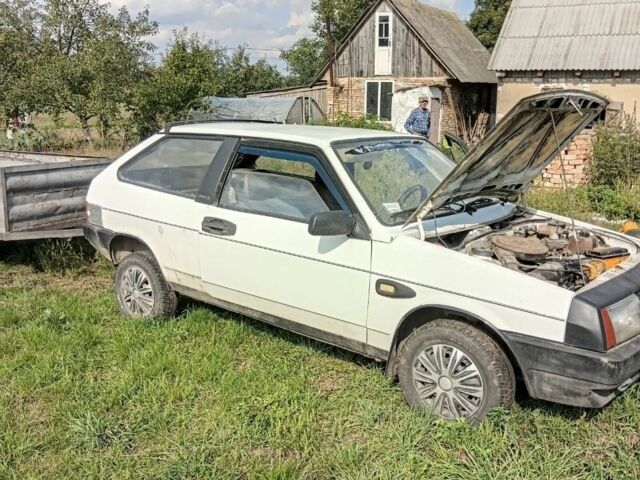 Белый ВАЗ 2108, объемом двигателя 0 л и пробегом 120 тыс. км за 782 $, фото 1 на Automoto.ua