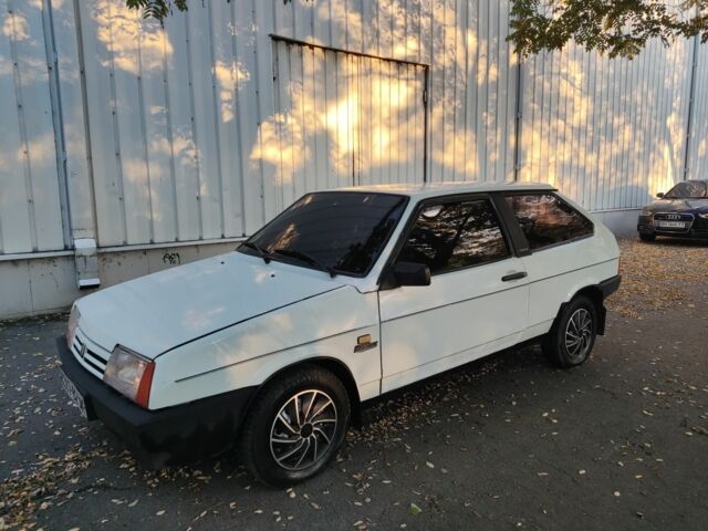 ВАЗ 2108 1996 в Измаиле на Automoto.ua Белый ВАЗ 2108, объемом двигателя 1.5 л и пробегом 220 тыс. км за 1200 $, фото 1 на Automoto.ua