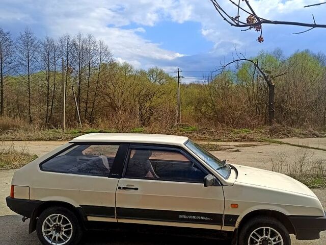 Белый ВАЗ 2108, объемом двигателя 1.3 л и пробегом 0 тыс. км за 1050 $, фото 1 на Automoto.ua