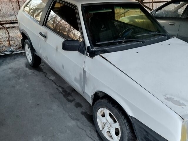 Белый ВАЗ 2108, объемом двигателя 0 л и пробегом 1000 тыс. км за 566 $, фото 1 на Automoto.ua
