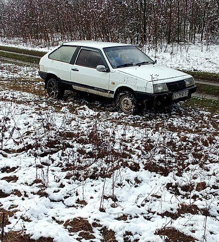 Білий ВАЗ 2108, об'ємом двигуна 15 л та пробігом 160 тис. км за 850 $, фото 1 на Automoto.ua