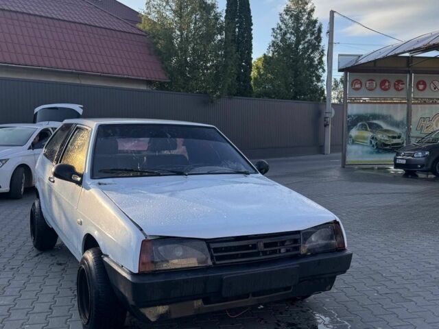Белый ВАЗ 2108, объемом двигателя 0 л и пробегом 356 тыс. км за 959 $, фото 1 на Automoto.ua
