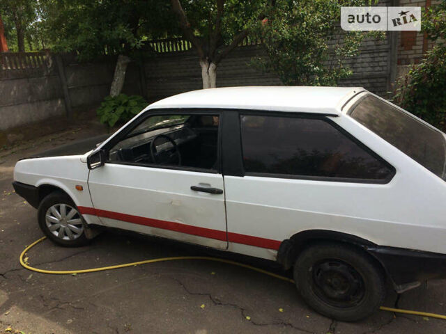Белый ВАЗ 2108, объемом двигателя 0 л и пробегом 145 тыс. км за 699 $, фото 1 на Automoto.ua