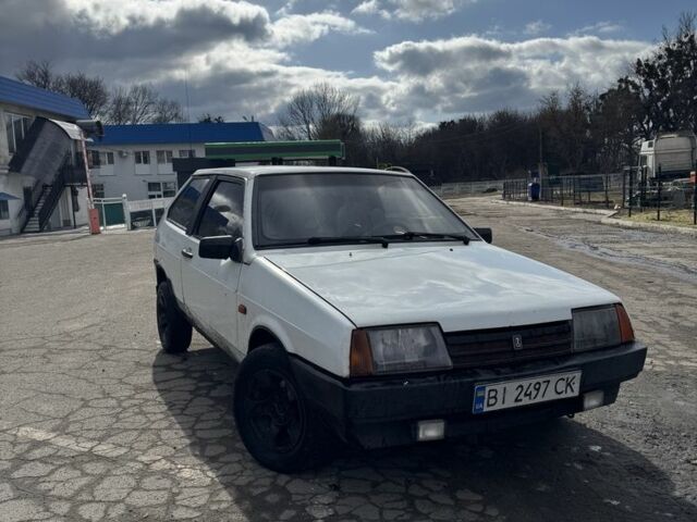Белый ВАЗ 2108, объемом двигателя 1.5 л и пробегом 888 тыс. км за 662 $, фото 1 на Automoto.ua