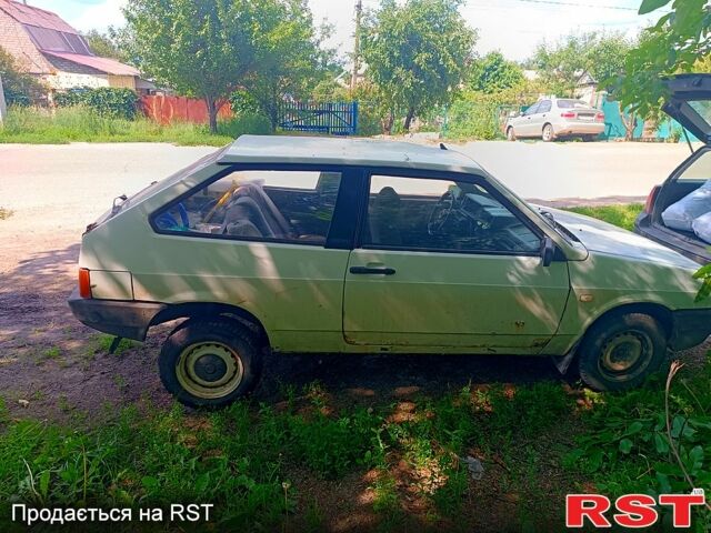 Белый ВАЗ 2108, объемом двигателя 1.5 л и пробегом 150 тыс. км за 500 $, фото 1 на Automoto.ua