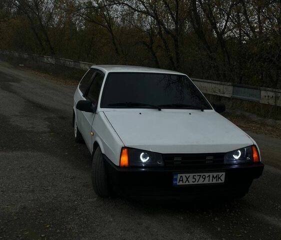 Белый ВАЗ 2108, объемом двигателя 1.5 л и пробегом 290 тыс. км за 1500 $, фото 1 на Automoto.ua