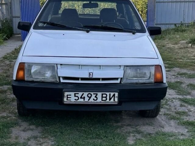 Белый ВАЗ 2108, объемом двигателя 1.1 л и пробегом 3 тыс. км за 650 $, фото 1 на Automoto.ua