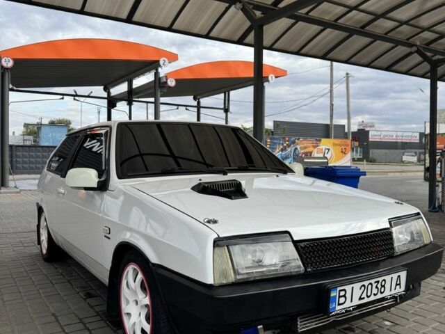 Белый ВАЗ 2108, объемом двигателя 1.3 л и пробегом 132 тыс. км за 4000 $, фото 1 на Automoto.ua