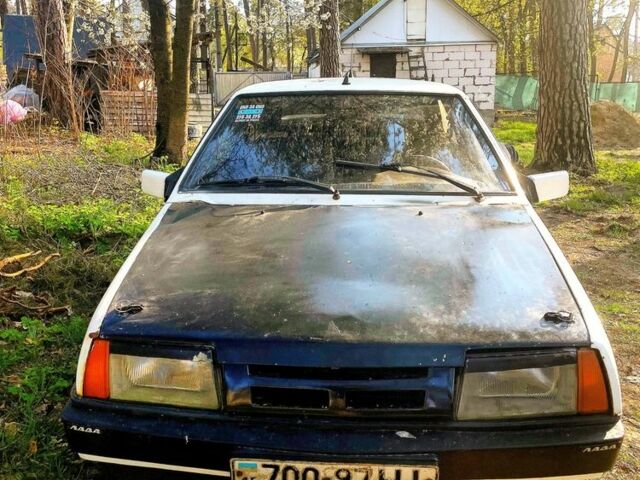 Белый ВАЗ 2108, объемом двигателя 1.3 л и пробегом 78 тыс. км за 600 $, фото 1 на Automoto.ua