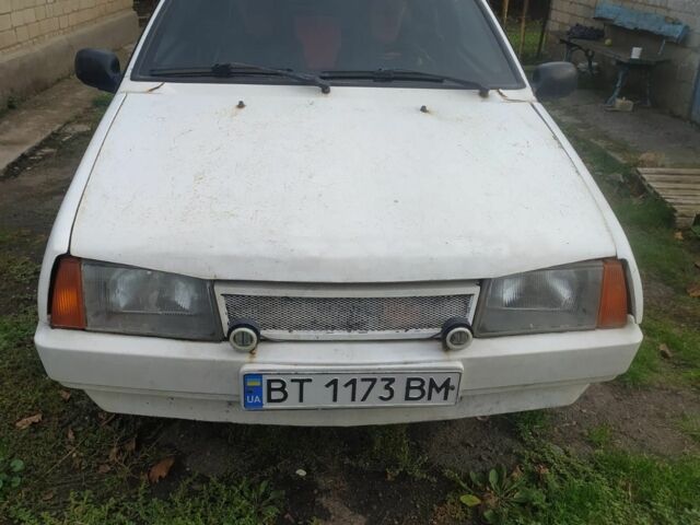 Білий ВАЗ 2108, об'ємом двигуна 1.5 л та пробігом 11 тис. км за 750 $, фото 1 на Automoto.ua