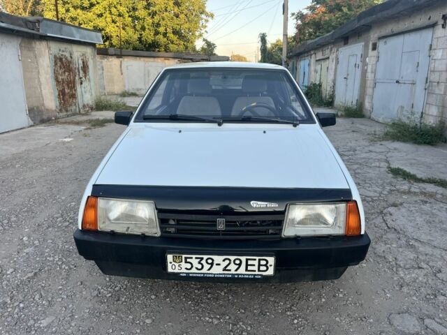 Белый ВАЗ 2108, объемом двигателя 1 л и пробегом 99 тыс. км за 1202 $, фото 1 на Automoto.ua