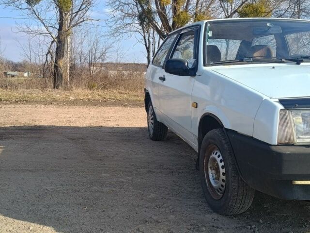 Белый ВАЗ 2108, объемом двигателя 1.3 л и пробегом 1 тыс. км за 750 $, фото 1 на Automoto.ua