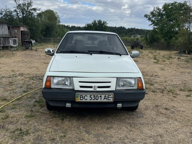 Білий ВАЗ 2108, об'ємом двигуна 1.3 л та пробігом 147 тис. км за 1000 $, фото 1 на Automoto.ua