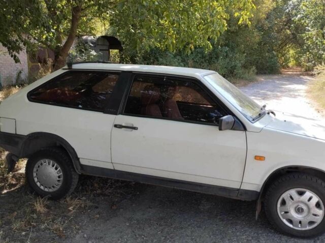 Белый ВАЗ 2108, объемом двигателя 1.3 л и пробегом 70 тыс. км за 1800 $, фото 1 на Automoto.ua