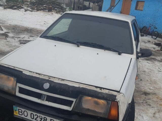 Белый ВАЗ 2108, объемом двигателя 1.5 л и пробегом 2 тыс. км за 550 $, фото 1 на Automoto.ua
