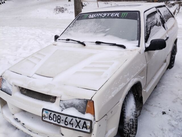 Бежевый ВАЗ 2108, объемом двигателя 0 л и пробегом 198 тыс. км за 1040 $, фото 1 на Automoto.ua