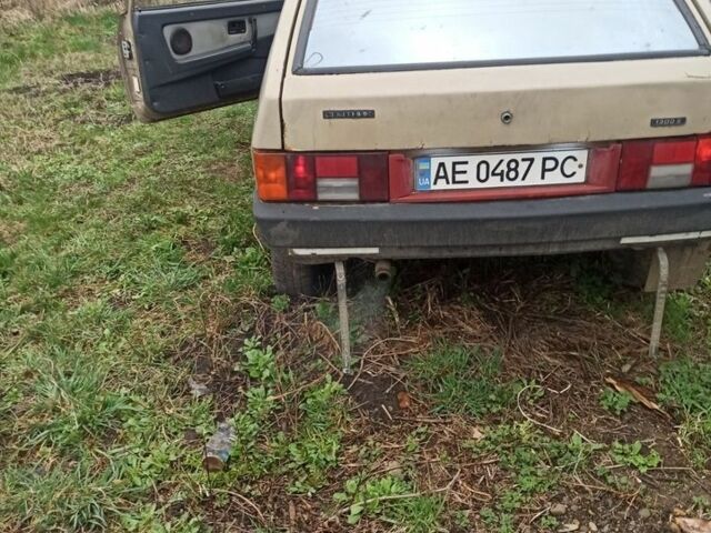 Бежевий ВАЗ 2108, об'ємом двигуна 1.1 л та пробігом 350 тис. км за 450 $, фото 1 на Automoto.ua