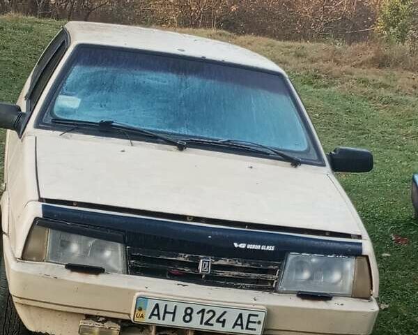 Бежевий ВАЗ 2108, об'ємом двигуна 1.29 л та пробігом 100 тис. км за 650 $, фото 1 на Automoto.ua