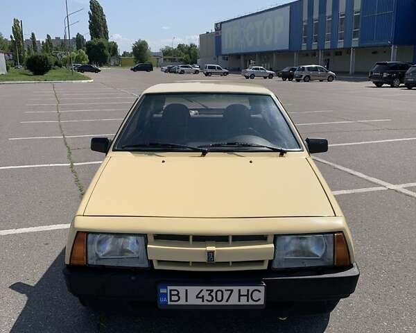 Бежевый ВАЗ 2108, объемом двигателя 1.3 л и пробегом 200 тыс. км за 1900 $, фото 1 на Automoto.ua