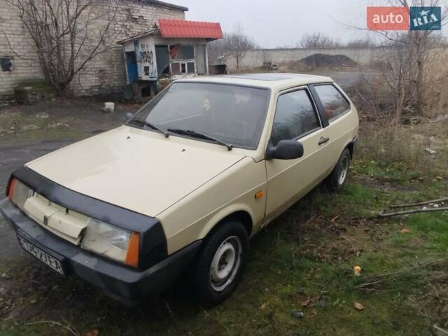 Бежевый ВАЗ 2108, объемом двигателя 1.3 л и пробегом 201 тыс. км за 800 $, фото 1 на Automoto.ua