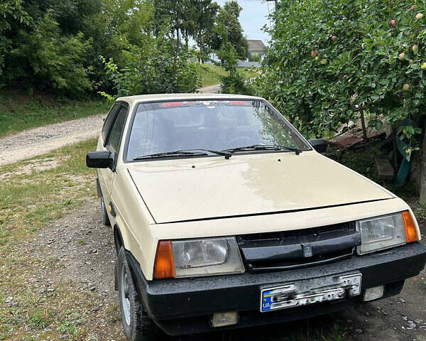 Бежевый ВАЗ 2108, объемом двигателя 1.3 л и пробегом 100 тыс. км за 1100 $, фото 1 на Automoto.ua
