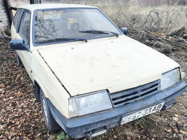 Бежевый ВАЗ 2108, объемом двигателя 1 л и пробегом 100 тыс. км за 476 $, фото 1 на Automoto.ua