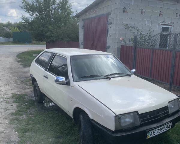 Бежевый ВАЗ 2108, объемом двигателя 1.29 л и пробегом 328 тыс. км за 850 $, фото 1 на Automoto.ua