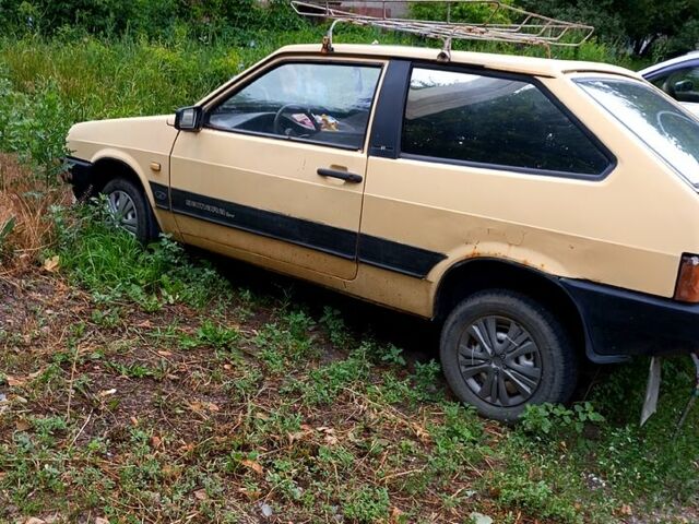 Бежевий ВАЗ 2108, об'ємом двигуна 1.5 л та пробігом 135 тис. км за 600 $, фото 1 на Automoto.ua
