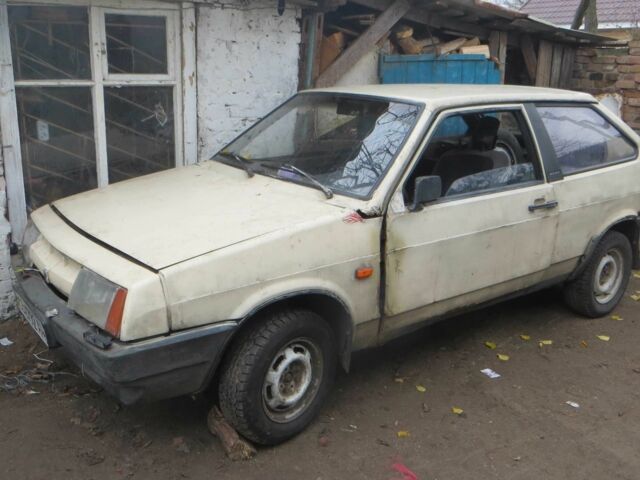 Бежевый ВАЗ 2108, объемом двигателя 1.3 л и пробегом 100 тыс. км за 362 $, фото 1 на Automoto.ua