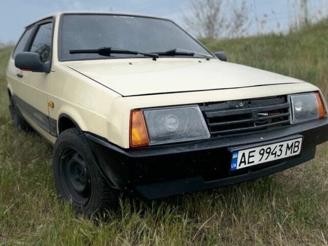 Бежевый ВАЗ 2108, объемом двигателя 1.3 л и пробегом 400 тыс. км за 1500 $, фото 1 на Automoto.ua