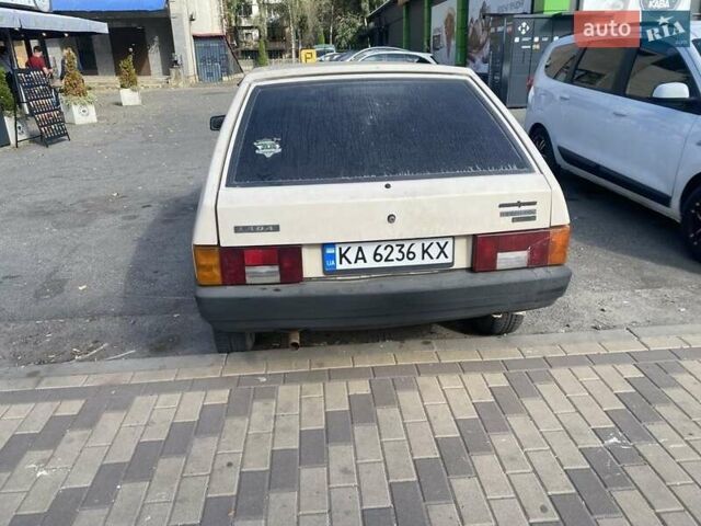 Бежевый ВАЗ 2108, объемом двигателя 1.3 л и пробегом 400 тыс. км за 710 $, фото 1 на Automoto.ua