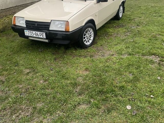 Бежевый ВАЗ 2108, объемом двигателя 9 л и пробегом 140 тыс. км за 850 $, фото 1 на Automoto.ua