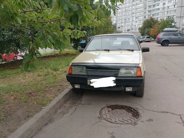 Бежевый ВАЗ 2108, объемом двигателя 1.3 л и пробегом 150 тыс. км за 750 $, фото 1 на Automoto.ua