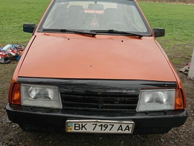 Бежевый ВАЗ 2108, объемом двигателя 1.3 л и пробегом 28 тыс. км за 35000 $, фото 1 на Automoto.ua