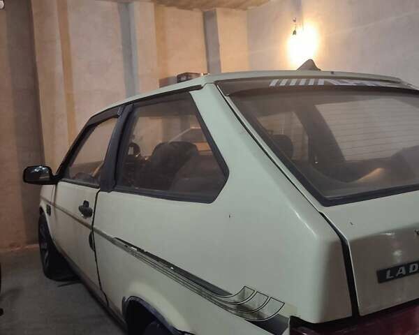Бежевый ВАЗ 2108, объемом двигателя 1.3 л и пробегом 80 тыс. км за 1200 $, фото 1 на Automoto.ua