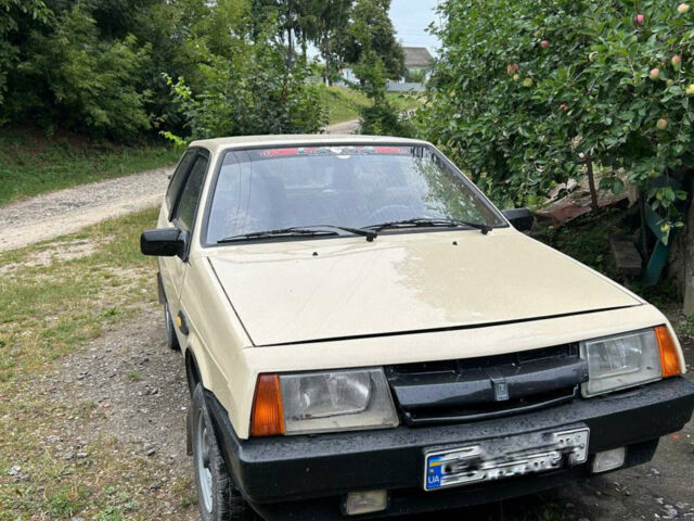 Бежевый ВАЗ 2108, объемом двигателя 1.3 л и пробегом 100 тыс. км за 1100 $, фото 1 на Automoto.ua