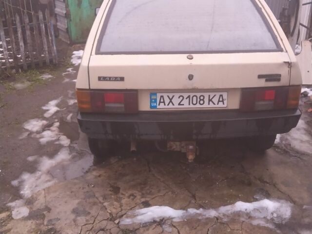 Бежевый ВАЗ 2108, объемом двигателя 1 л и пробегом 200 тыс. км за 500 $, фото 1 на Automoto.ua