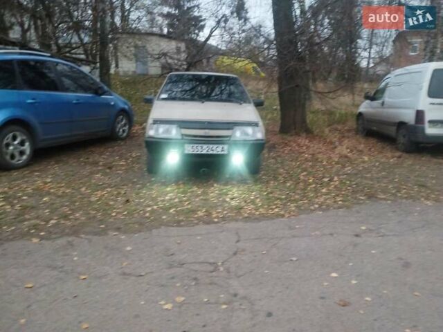 Бежевий ВАЗ 2108, об'ємом двигуна 1.5 л та пробігом 87 тис. км за 750 $, фото 1 на Automoto.ua