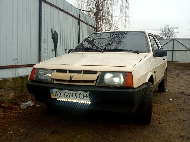 Бежевый ВАЗ 2108, объемом двигателя 15 л и пробегом 0 тыс. км за 700 $, фото 1 на Automoto.ua