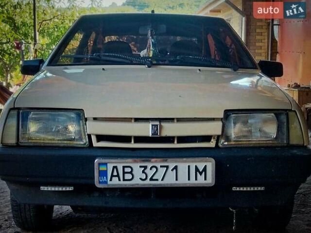 Бежевый ВАЗ 2108, объемом двигателя 1.3 л и пробегом 500 тыс. км за 1400 $, фото 1 на Automoto.ua