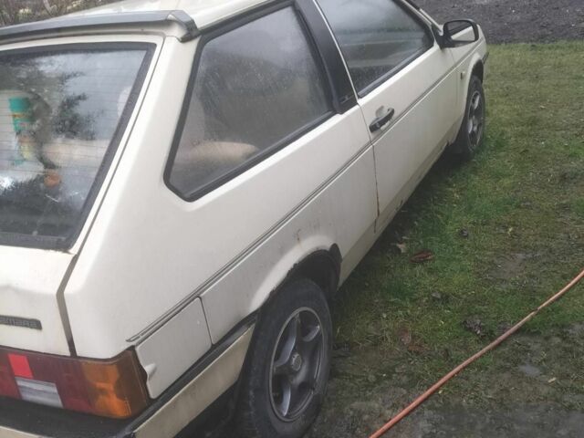 Бежевый ВАЗ 2108, объемом двигателя 1.5 л и пробегом 150 тыс. км за 850 $, фото 1 на Automoto.ua