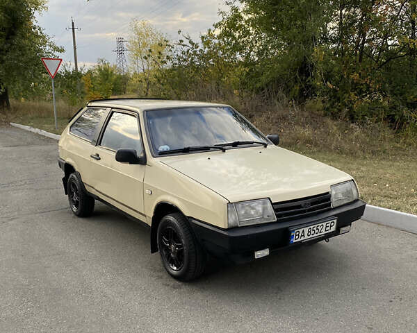 Бежевий ВАЗ 2108, об'ємом двигуна 1.3 л та пробігом 200 тис. км за 1350 $, фото 1 на Automoto.ua