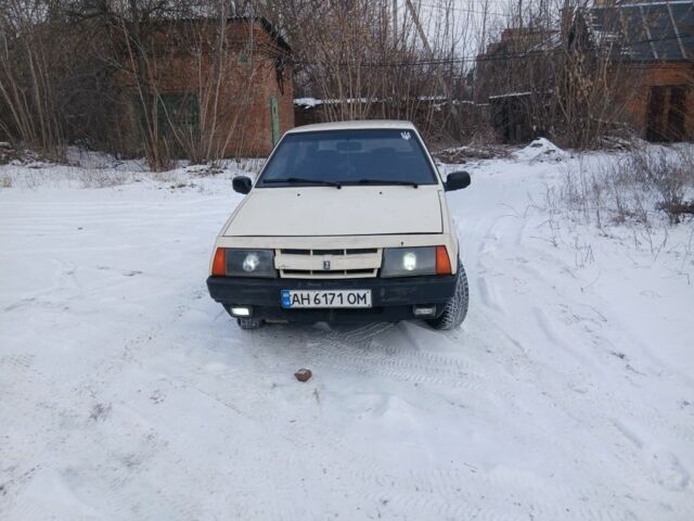 Бежевый ВАЗ 2108, объемом двигателя 1.3 л и пробегом 75 тыс. км за 807 $, фото 1 на Automoto.ua
