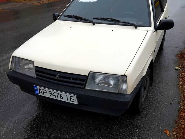 Бежевый ВАЗ 2108, объемом двигателя 1.5 л и пробегом 100 тыс. км за 900 $, фото 1 на Automoto.ua