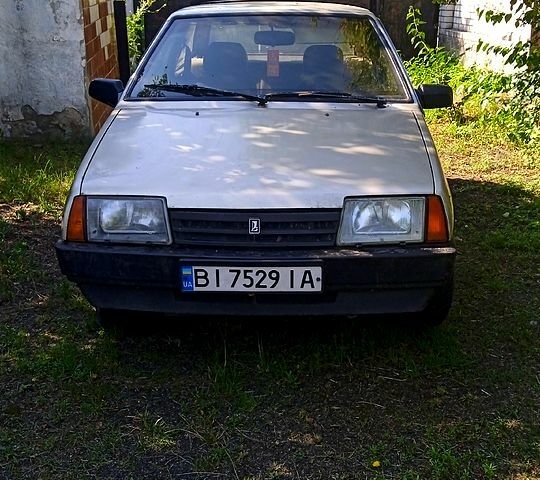 Бежевий ВАЗ 2108, об'ємом двигуна 1.5 л та пробігом 200 тис. км за 620 $, фото 1 на Automoto.ua