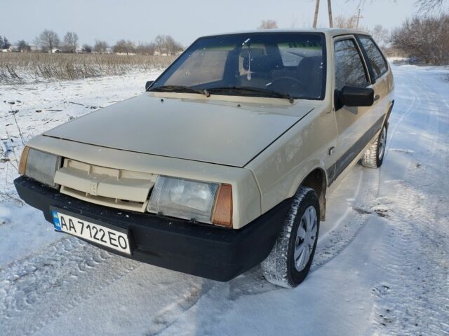 Бежевий ВАЗ 2108, об'ємом двигуна 1.1 л та пробігом 300 тис. км за 850 $, фото 1 на Automoto.ua