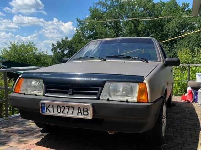 Бежевий ВАЗ 2108, об'ємом двигуна 1.5 л та пробігом 240 тис. км за 1000 $, фото 1 на Automoto.ua