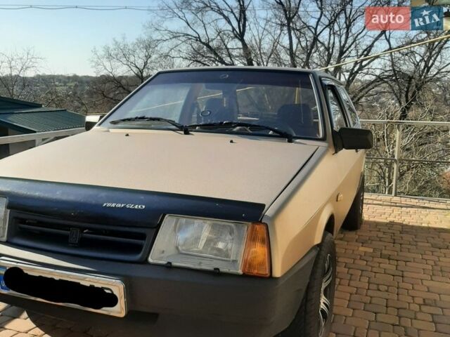 Бежевый ВАЗ 2108, объемом двигателя 1.5 л и пробегом 150 тыс. км за 1500 $, фото 1 на Automoto.ua